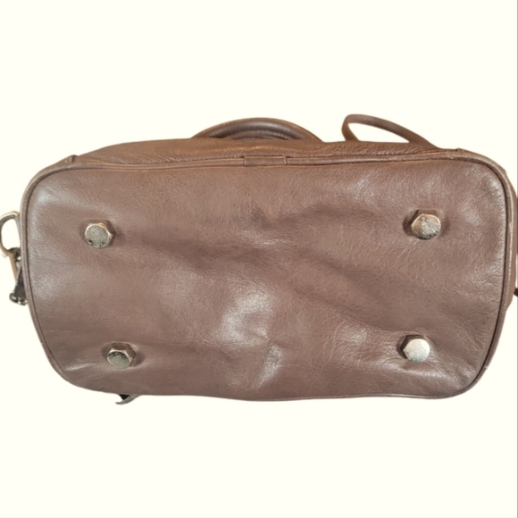 Rebecca Minkoff Small Soft Brown/Tan Distressed Leather Satchel Handbag - Picture 4 of 11